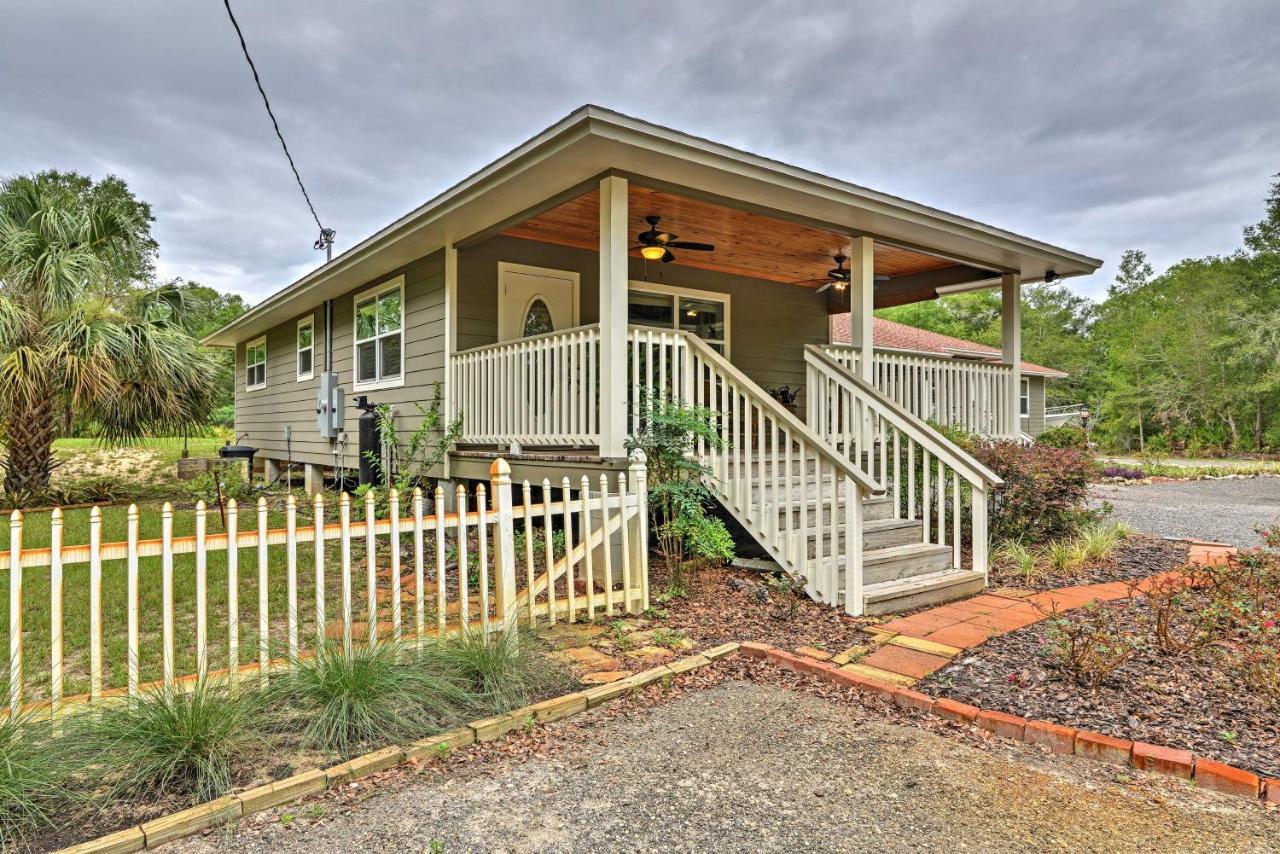 Crystal River Cottage On 1 Acre With Deck And Porch! Yankeetown Buitenkant foto