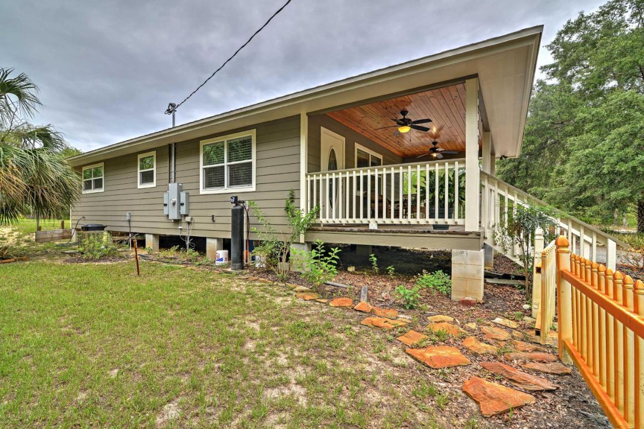 Crystal River Cottage On 1 Acre With Deck And Porch! Yankeetown Buitenkant foto