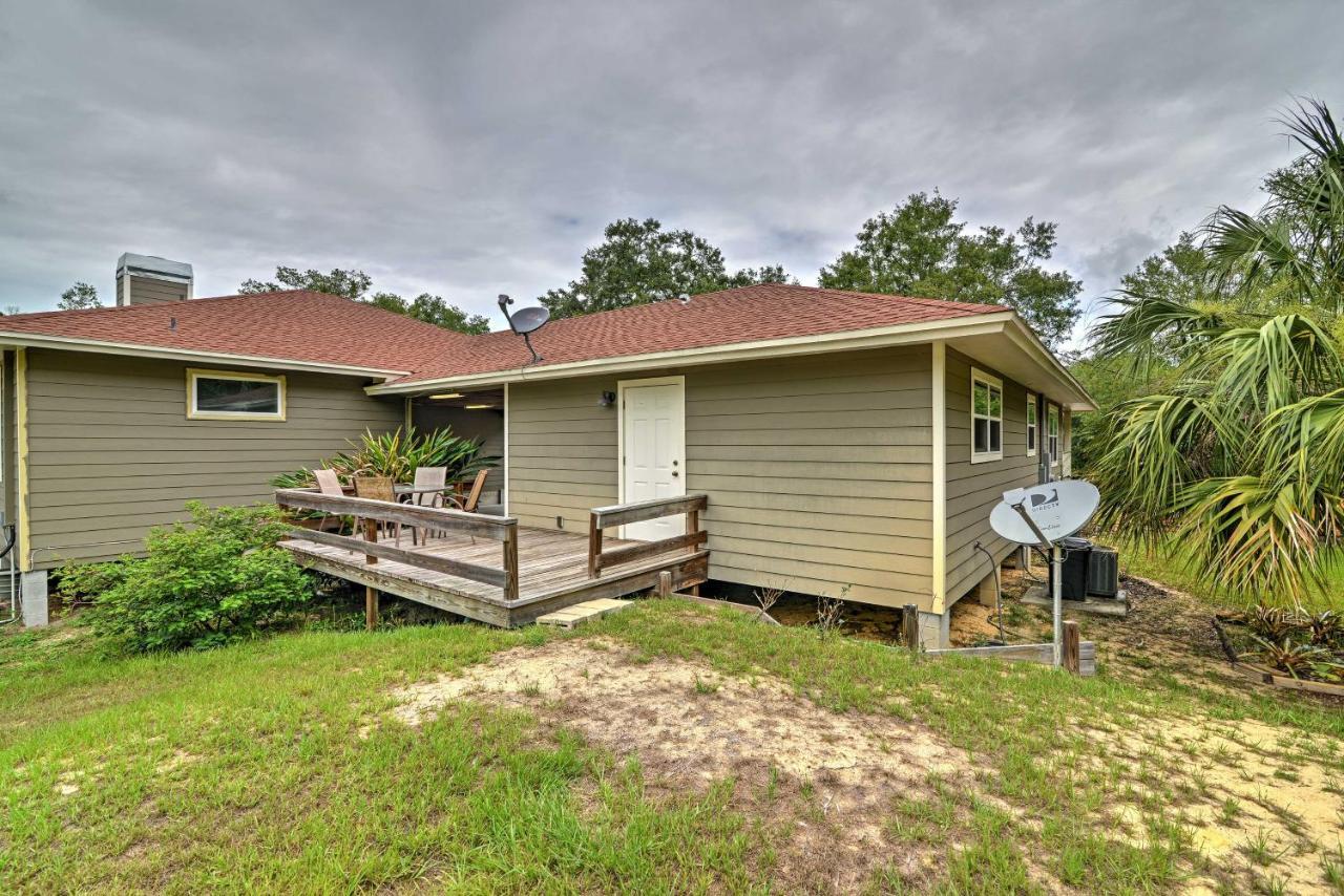 Crystal River Cottage On 1 Acre With Deck And Porch! Yankeetown Buitenkant foto